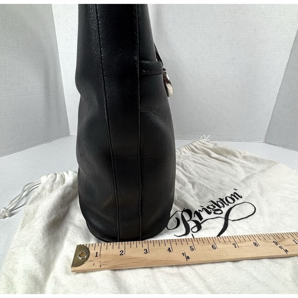VTG Brighton Black Leather Bucket Purse Heart Charm Dust Bag 90s Weave Handle EC - Picture 4 of 10